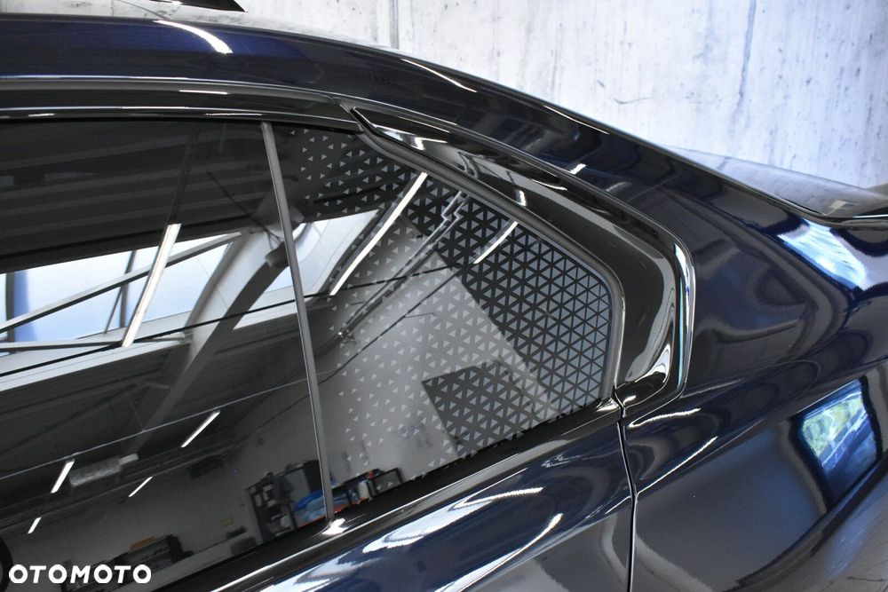 BMW Seria 7 - 23