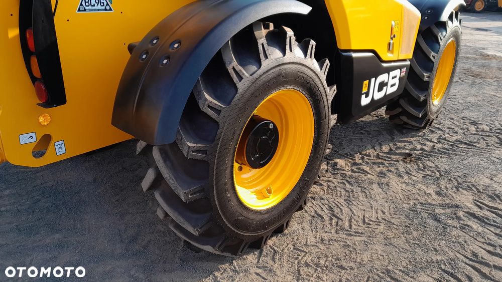 JCB 531-70 - 17