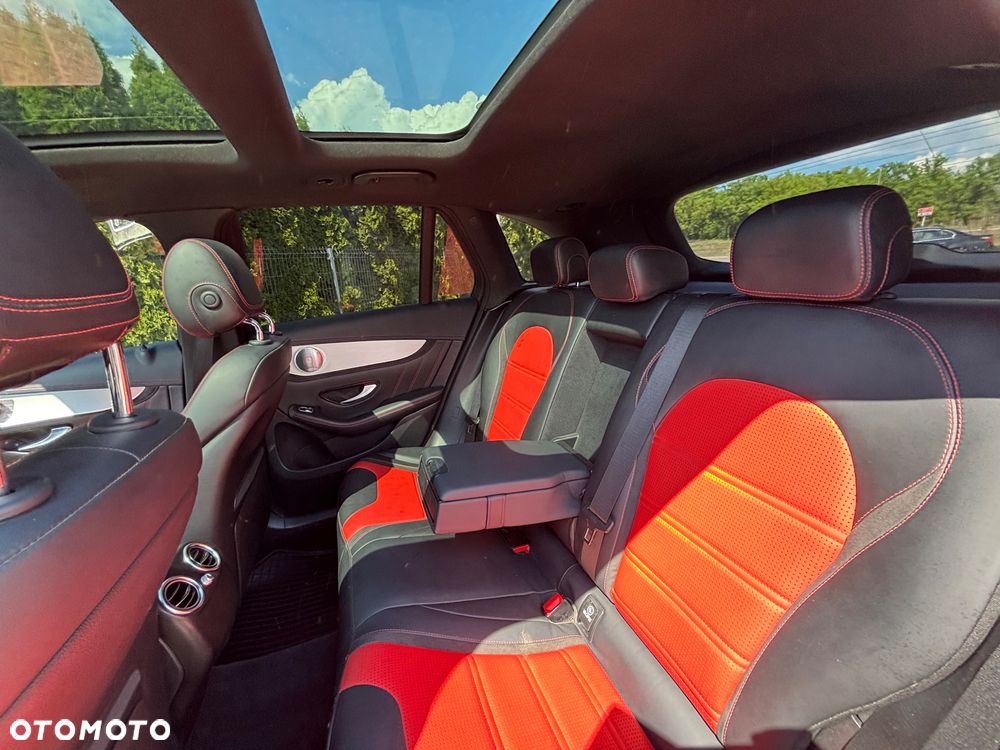 Mercedes-Benz GLC AMG 63 4Matic+ AMG Speedshift MCT - 13
