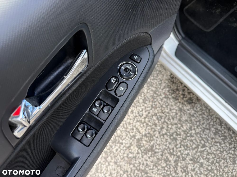 Hyundai i30 1.4 Blue Comfort - 18
