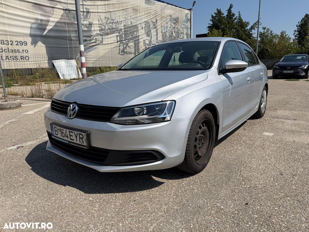 Volkswagen Jetta 1.6 TDI DPF Comfortline - 1