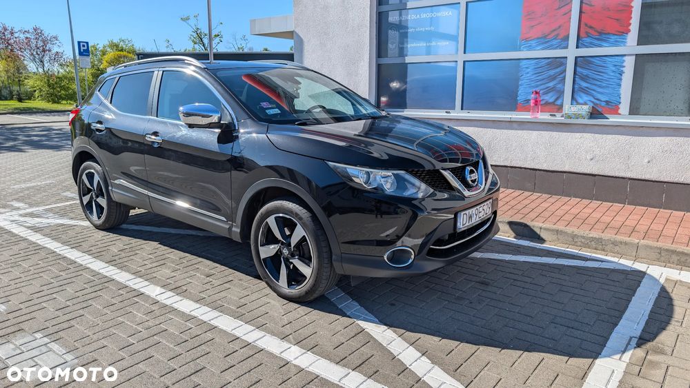 Nissan Qashqai 1.6 DCi N-Connecta EU6 - 1