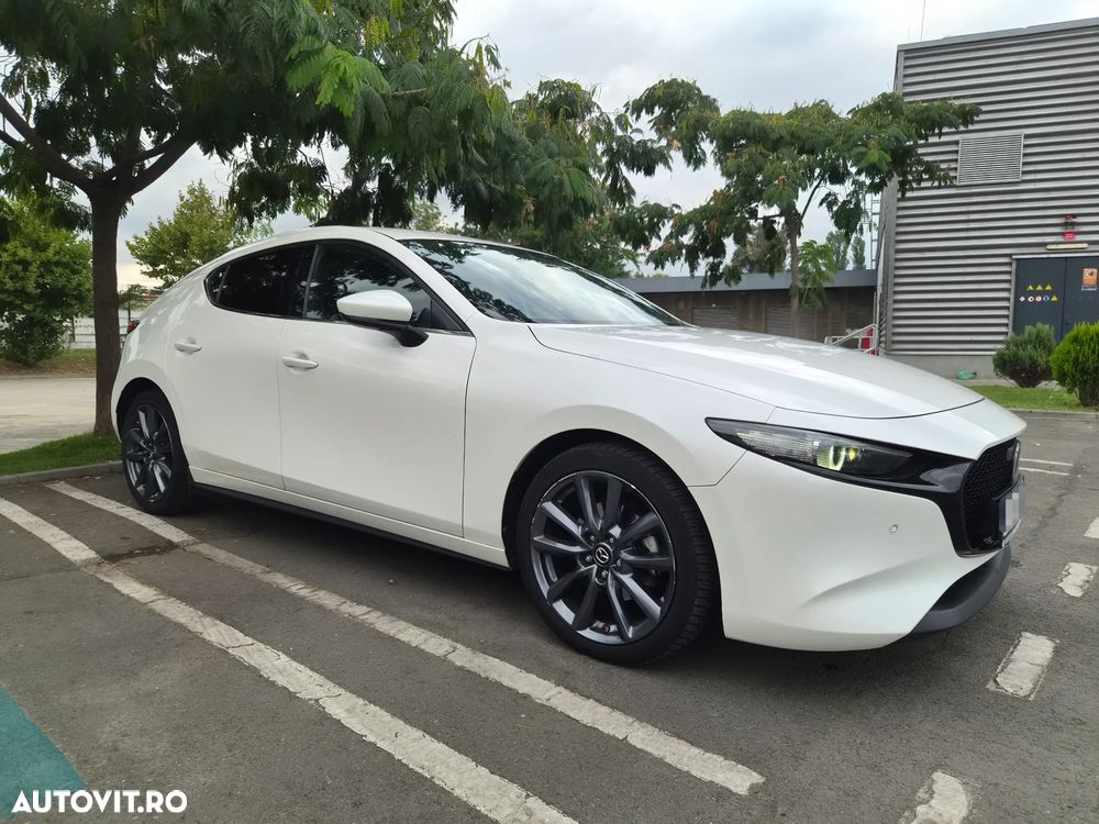 Mazda 3 G150 AT MHEV Plus - 1