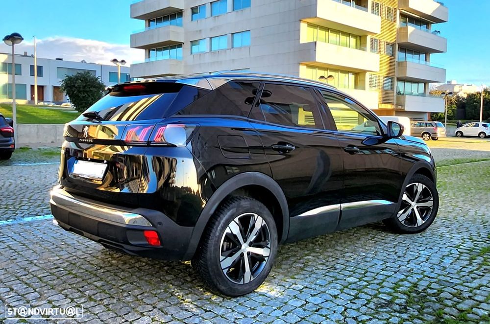 Peugeot 3008 BlueHDi 130 Stop & Start EAT8 Allure - 4