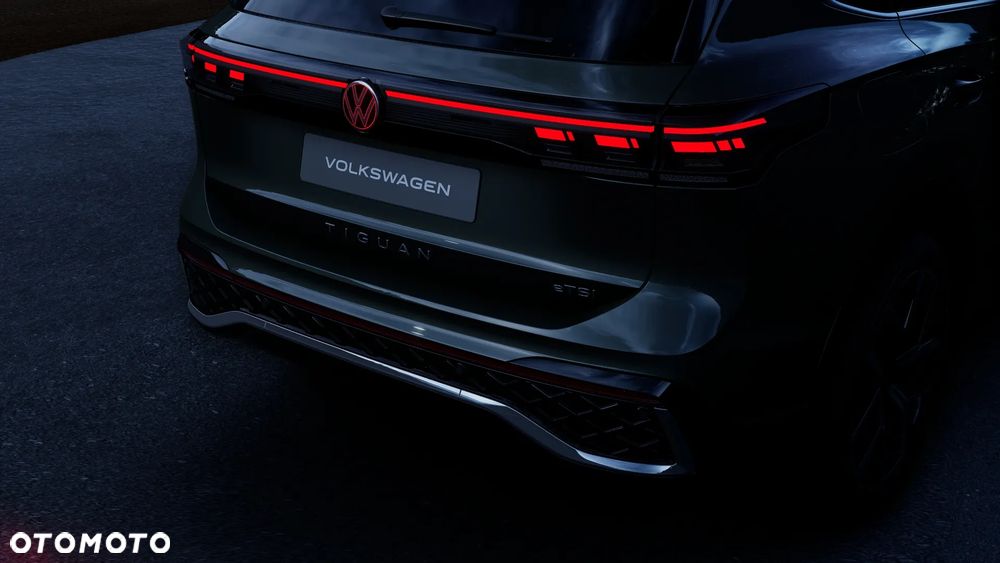 Volkswagen Tiguan 1.5 eTSI R-Line Plus DSG - 17