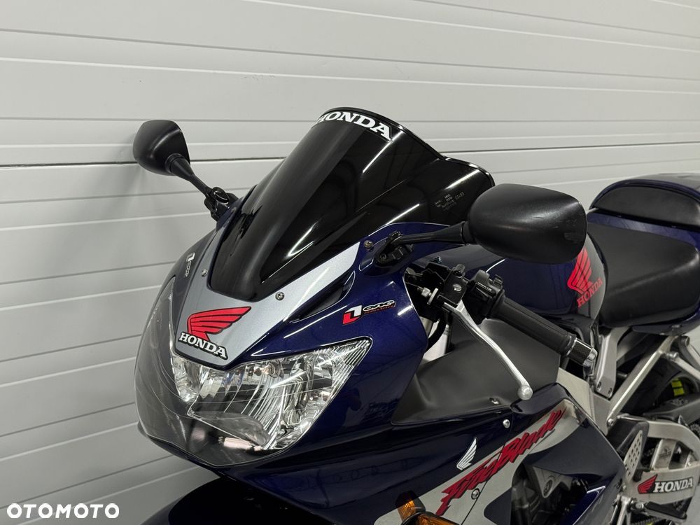Honda CBR - 21