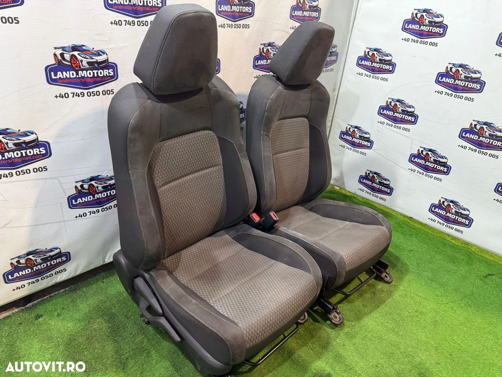 INTERIOR TEXTIL / SCAUNE + BANCHETE TOYOTA AURIS 1.2 BENZINA 2017 / HATCHBACK 5 USI 2013-2019 - 5