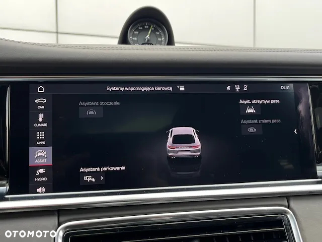 Porsche Panamera 4 e-Hybrid Sport Turismo 10 Years Edition - 30