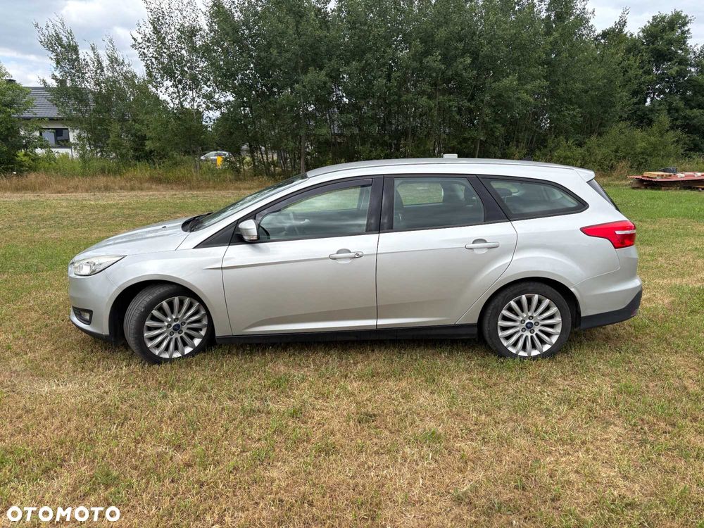 Ford Focus - 8