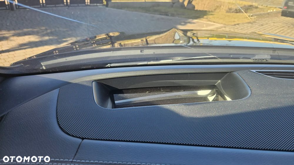 Mercedes-Benz GLE - 24