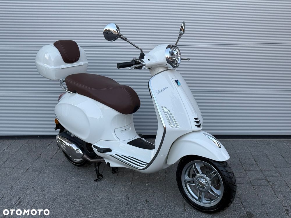 Vespa Primavera - 1