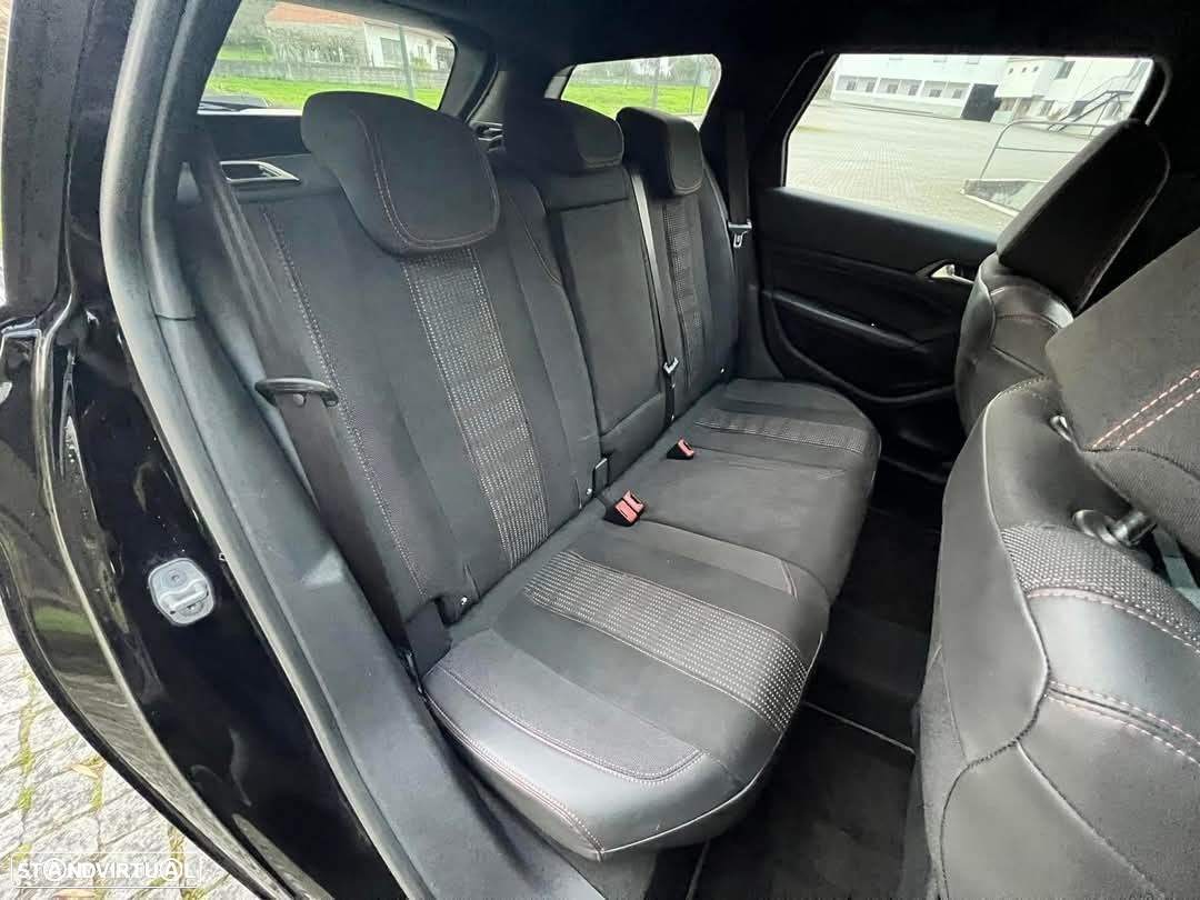 Peugeot 308 SW 1.2 PureTech GT Line EAT6 - 27