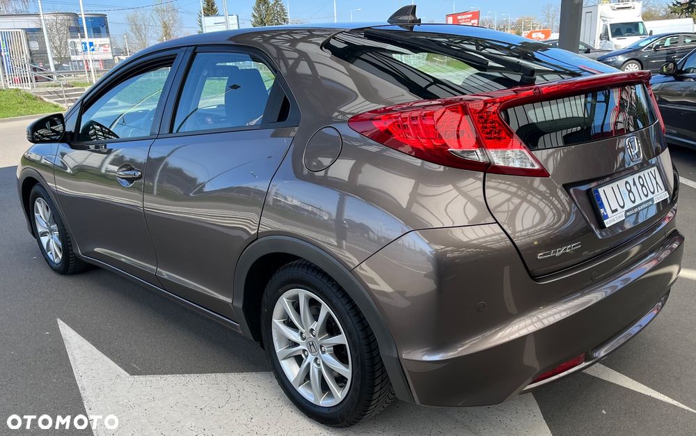 Honda Civic 1.4 i-VTEC Comfort - 19