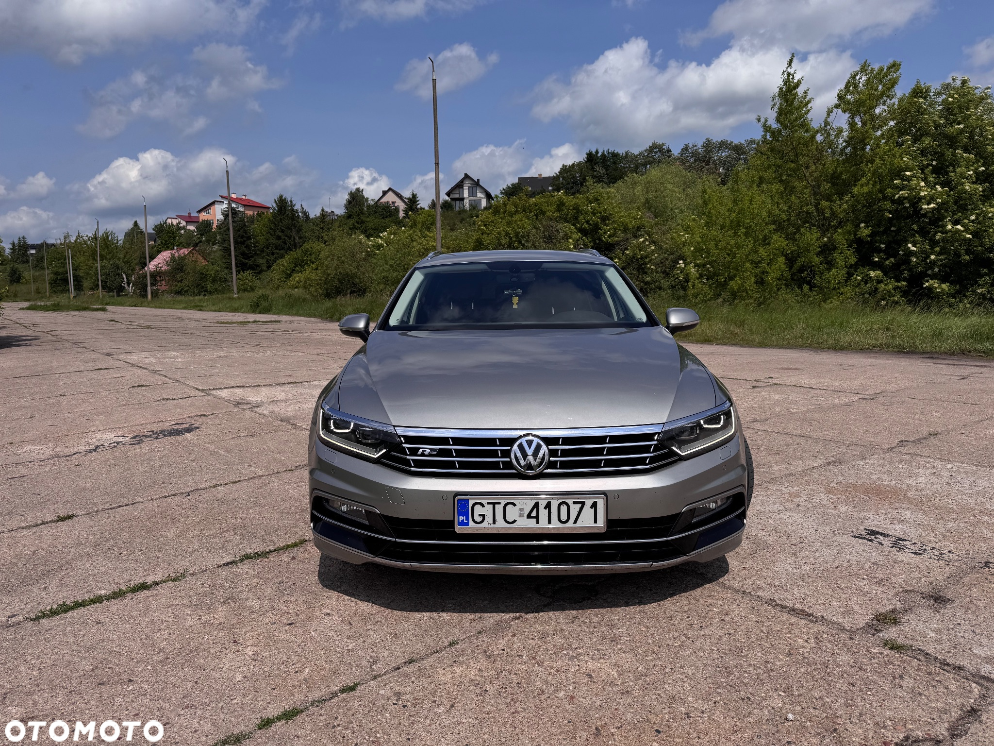 Volkswagen Passat - 10