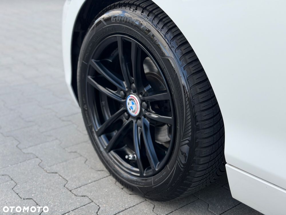BMW Seria 1 - 16