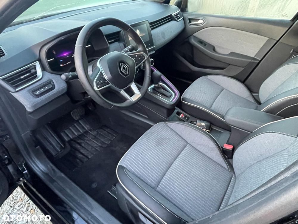 Renault Clio 1.6 E-TECH Techno - 10