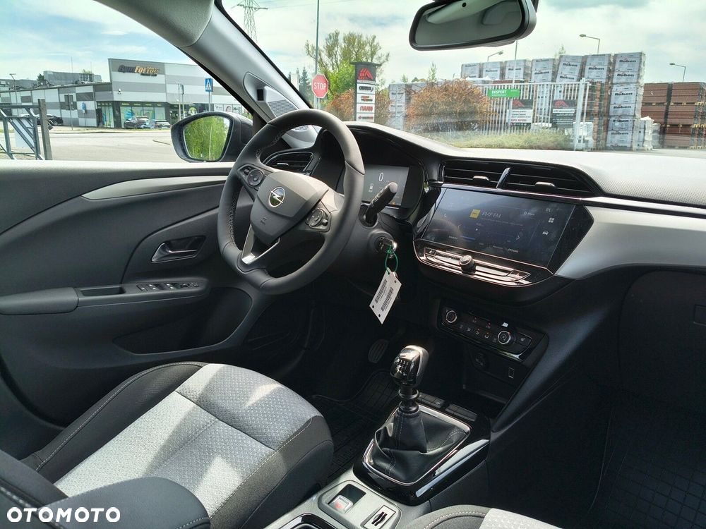 Opel Corsa - 12