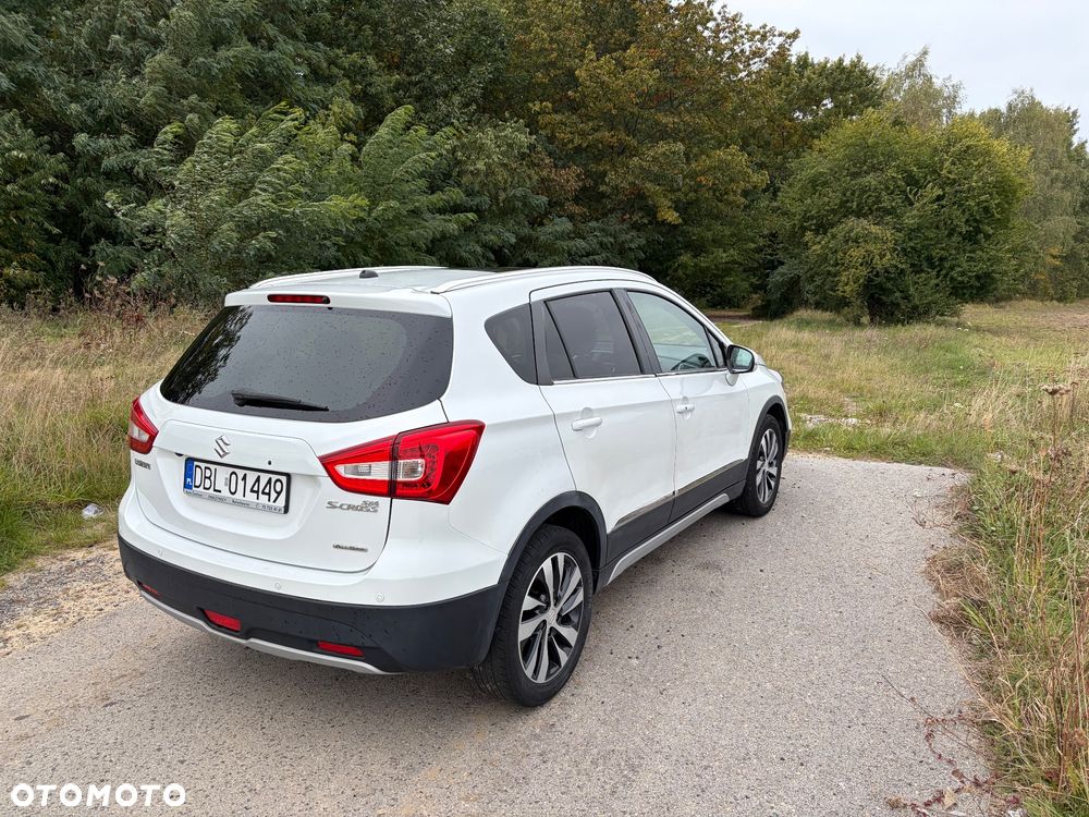 Suzuki SX4 S-Cross 1.4 T Elegance - 4