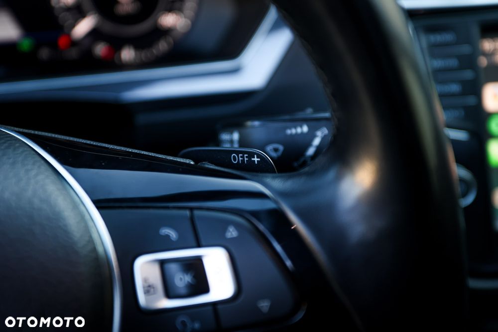 Volkswagen Tiguan 2.0 TDI SCR 4MOTION DSG Highline - 26