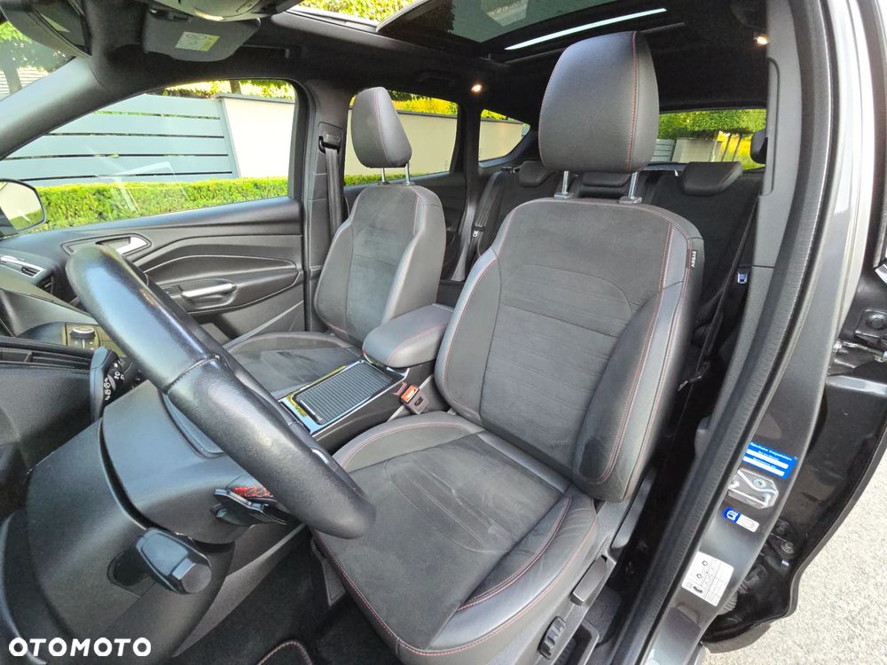 Ford Kuga 2.0 TDCi AWD ST-Line - 10