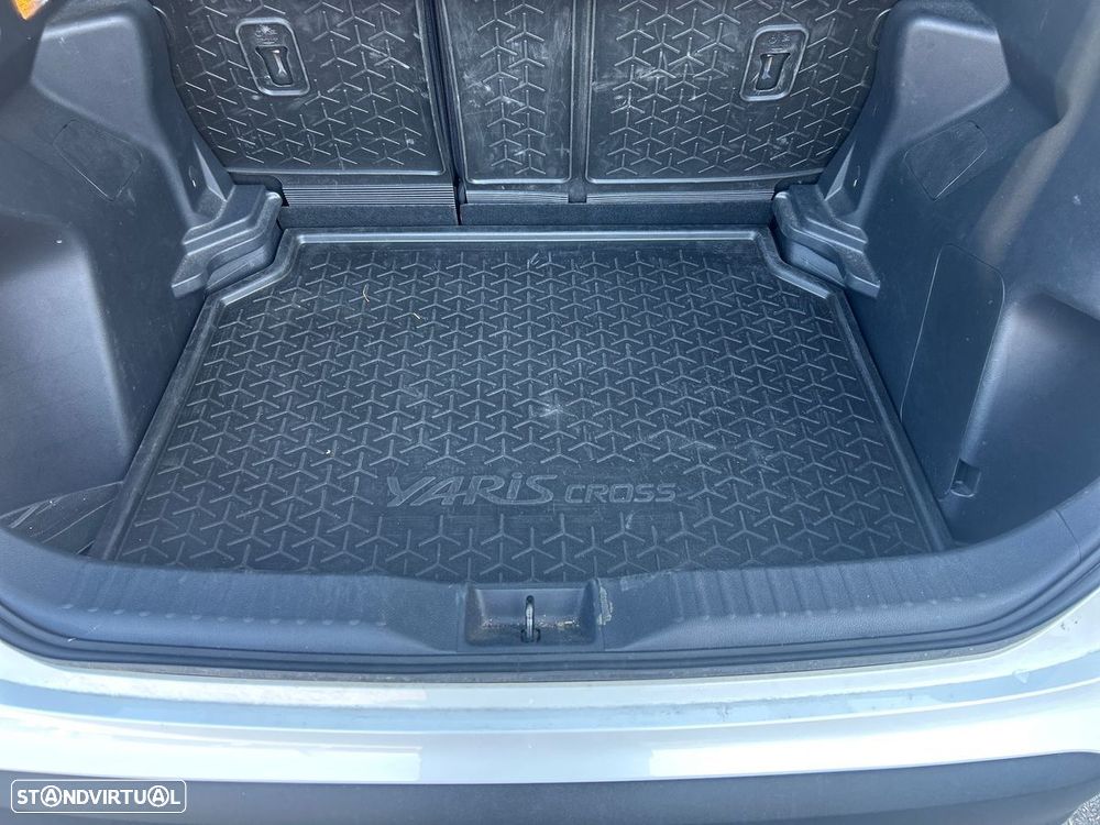 Toyota Yaris Cross 1.5 HDF Exclusive - 10