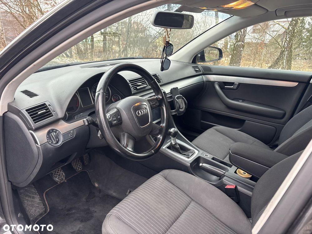 Audi A4 Avant 2.0 TDI DPF - 7
