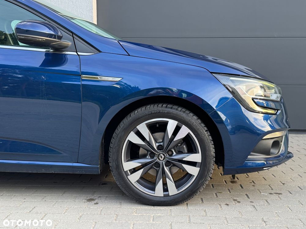 Renault Megane TCe 140 GPF EDC LIMITED - 10