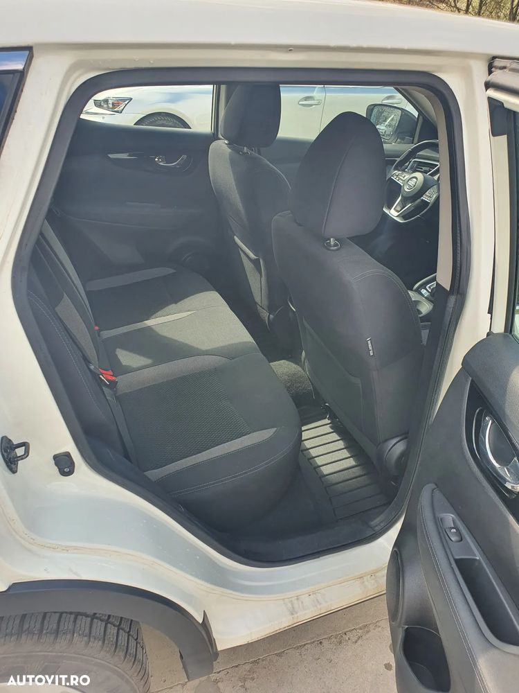 Nissan Qashqai 1.3 157CP 2WD DCT Acenta - 8