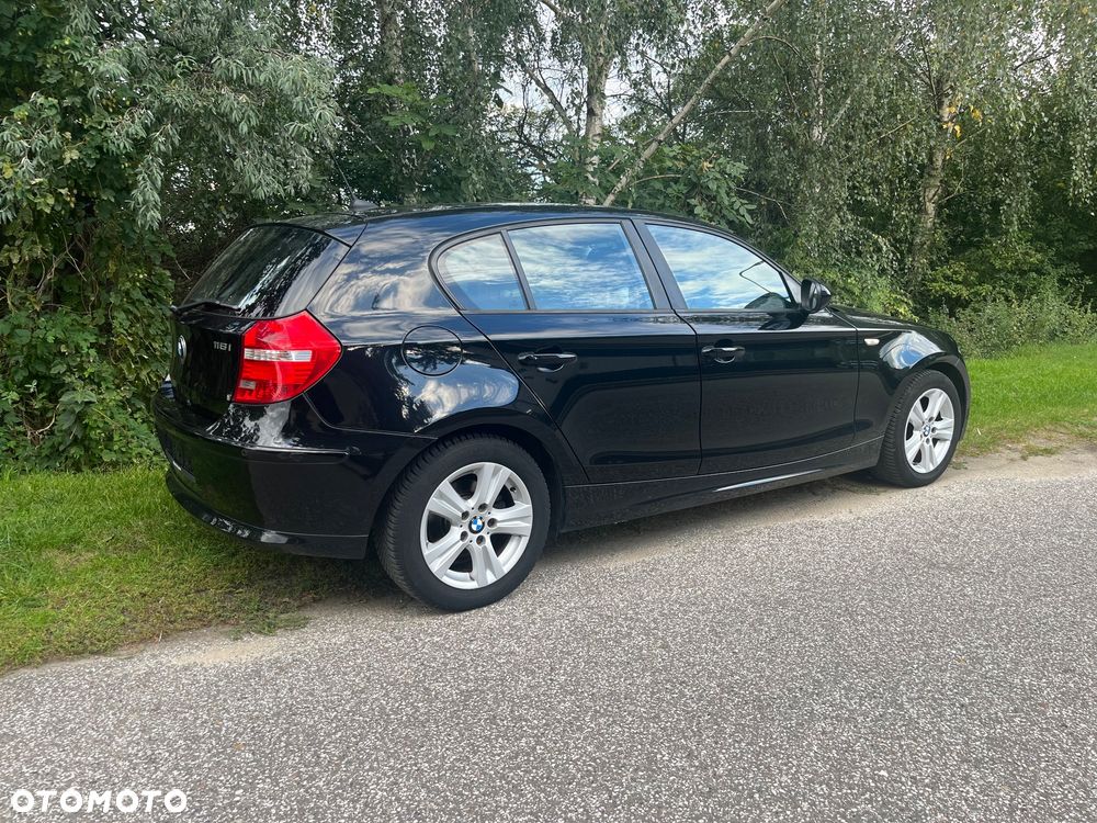 BMW Seria 1 116i - 4