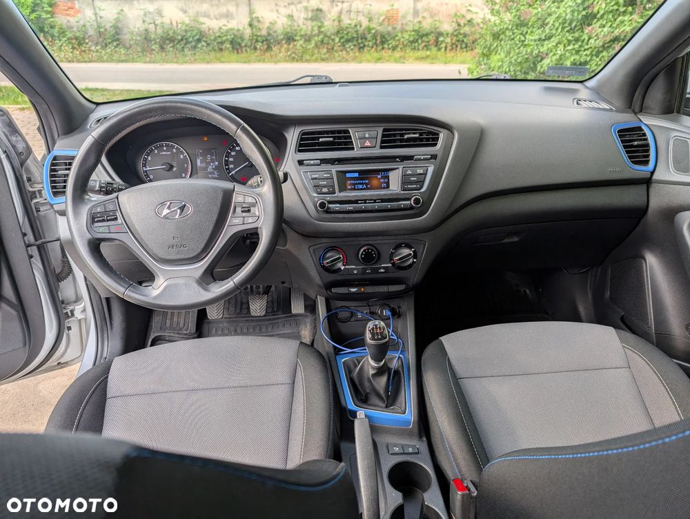 Hyundai i20 - 11