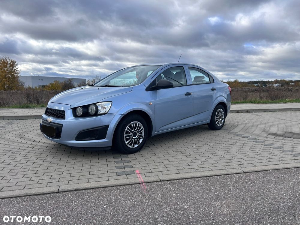 Chevrolet Aveo - 2