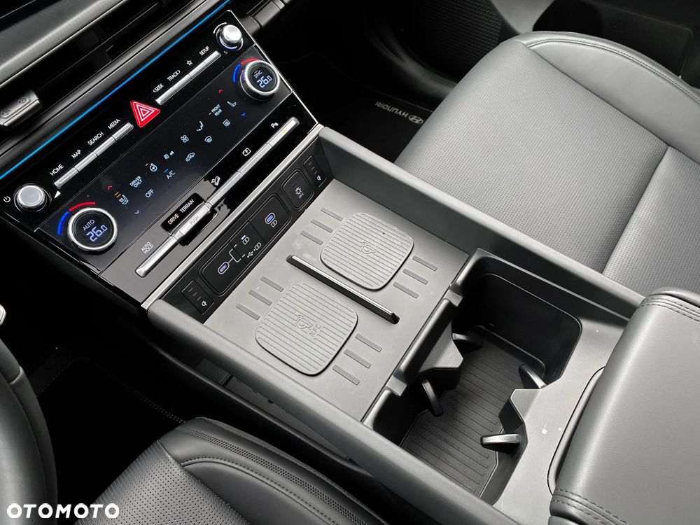 Hyundai Santa Fe 1.6 T-GDI HEV Calligraphy 4WD 6os - 21