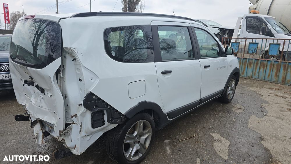 Dacia Lodgy 1.5 Blue dCi Stepway - 7
