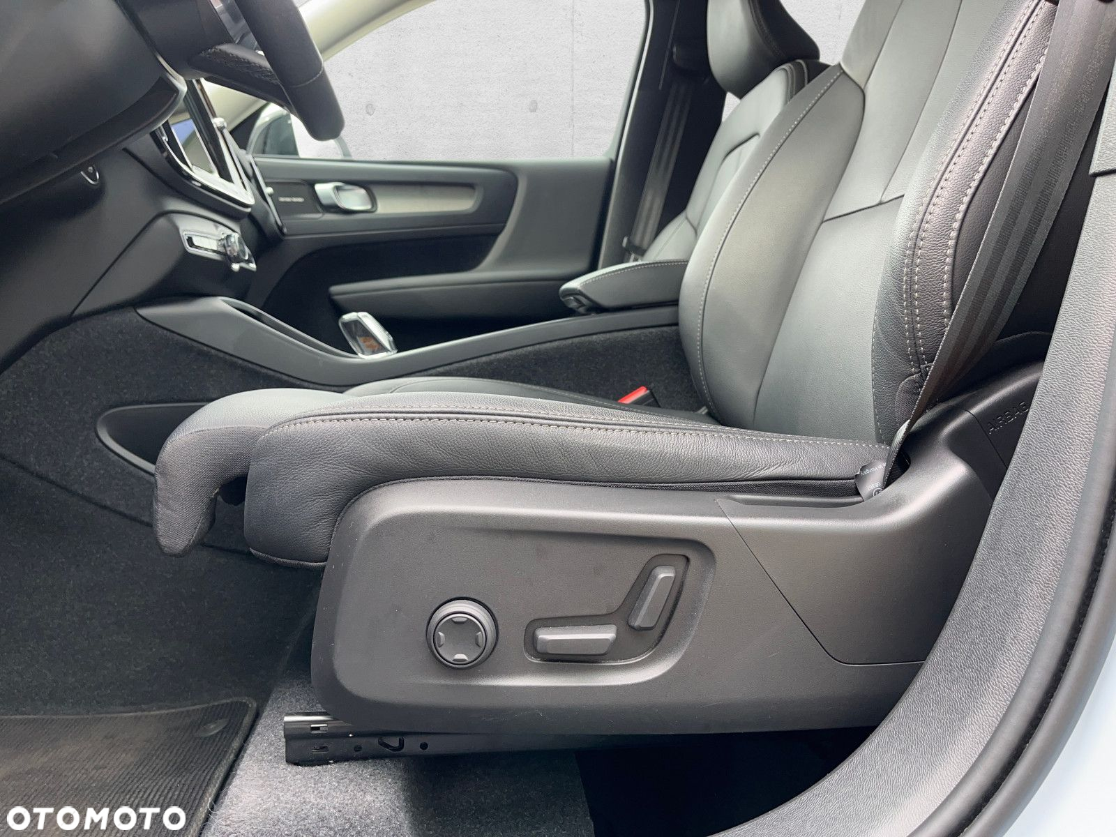 Volvo XC 40 - 20
