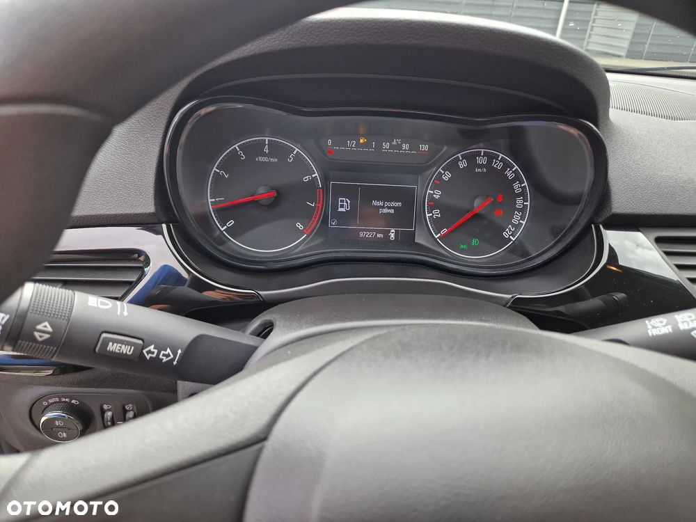 Opel Corsa 1.4 Innovation - 18
