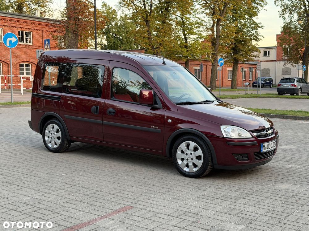 Opel Combo Tour N-Joy - 8