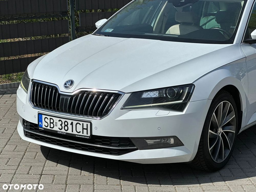 Skoda Superb 2.0 TDI 4x4 L&K DSG - 1