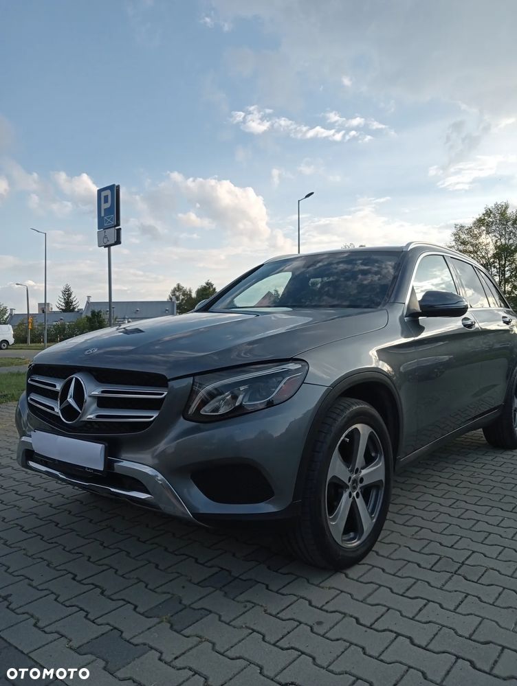 Mercedes-Benz GLC - 11