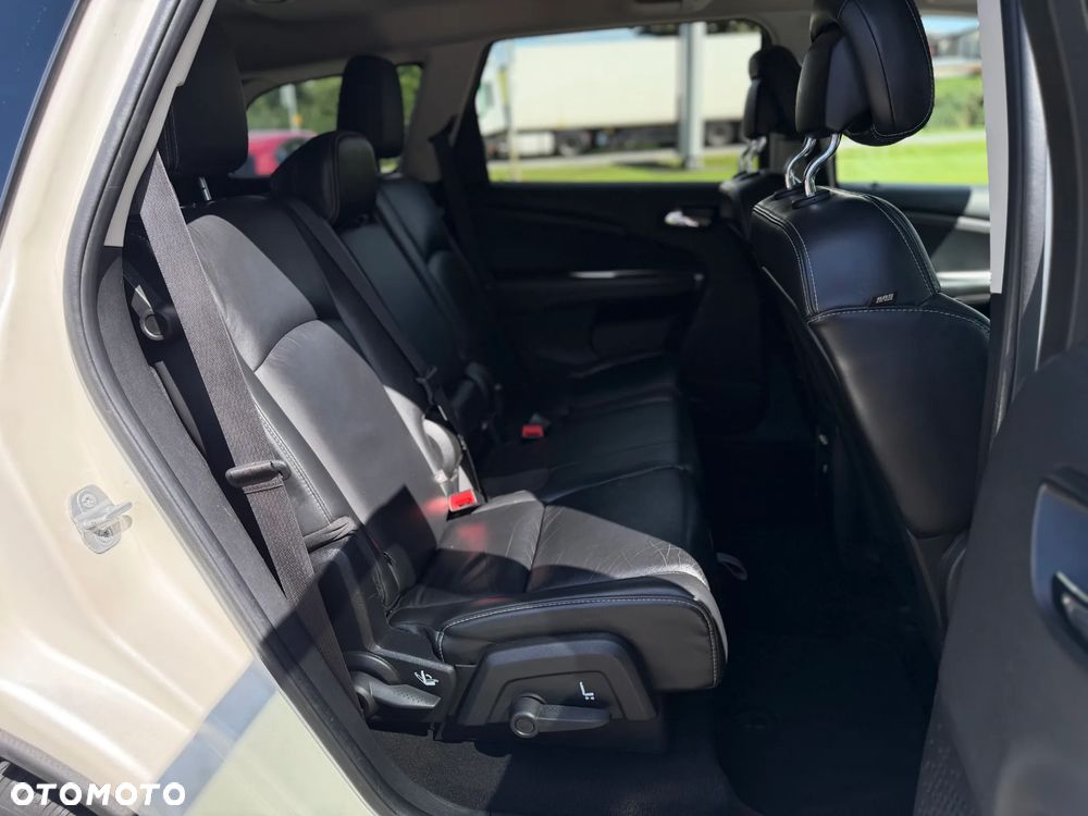 Fiat Freemont 2.0 Multijet Black Code AWD - 14