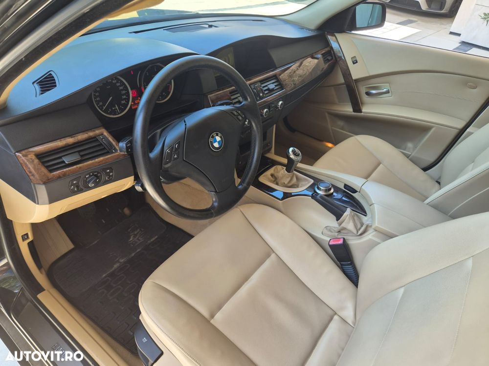 BMW Seria 5 520d - 12
