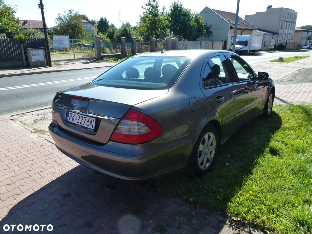 Mercedes-Benz Klasa E 200 Kompressor Automatik Classic - 10