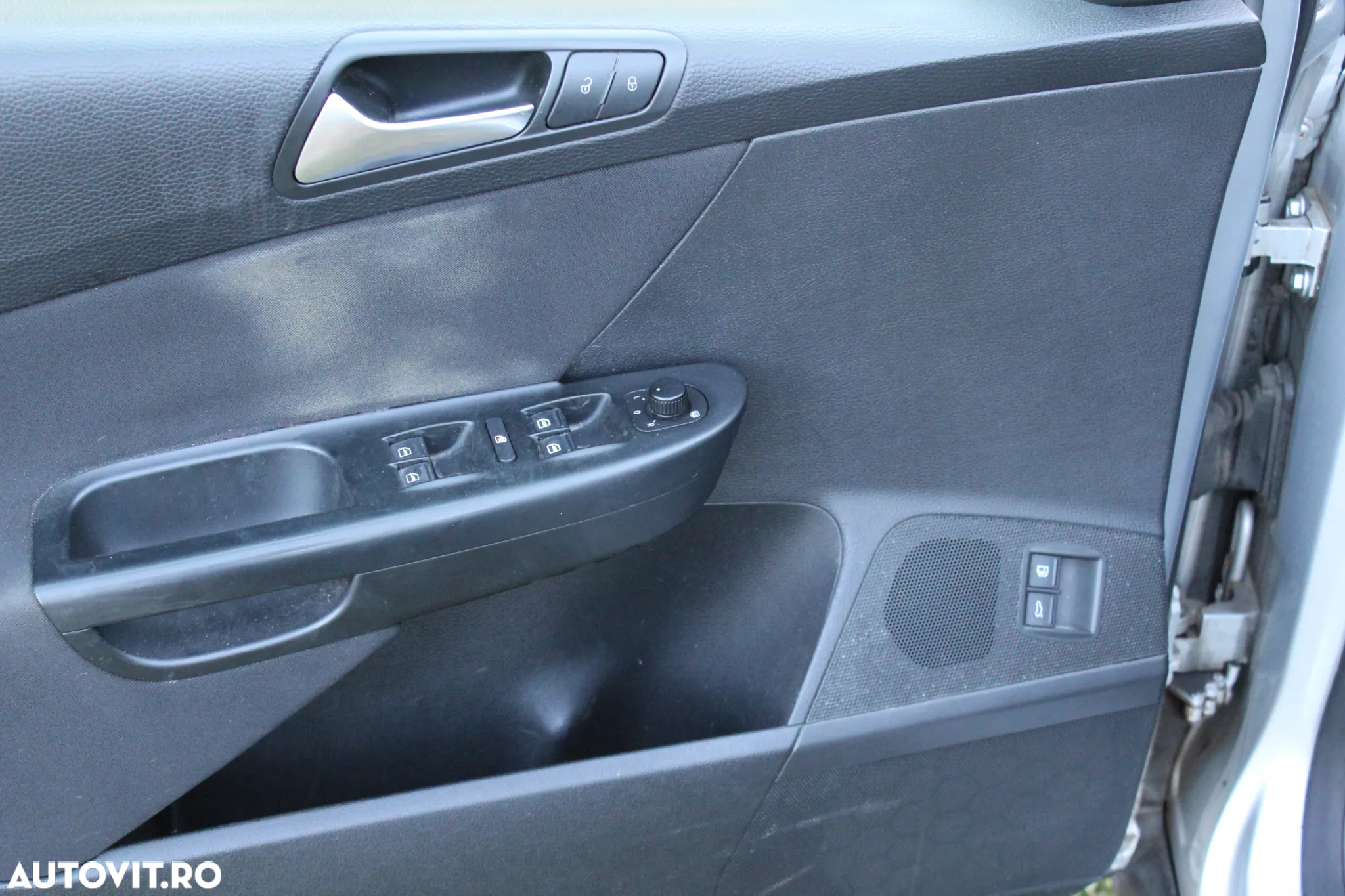 Volkswagen Passat Variant 2.0 TDI DPF DSG Comfortline - 9