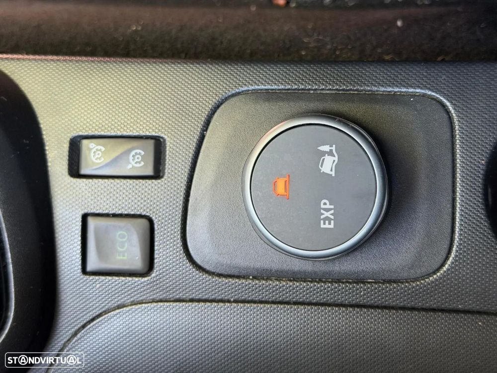Renault Captur TCe 120 EDC Helly Hansen - 24