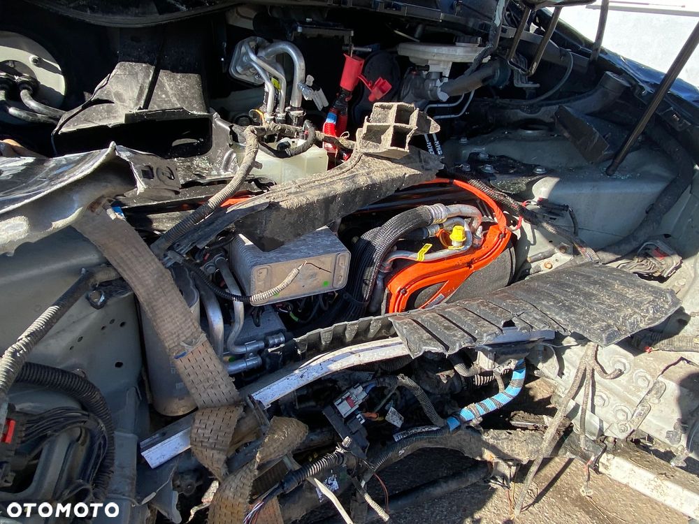 Tesla Y Long Range Dual Motor AWD - 7