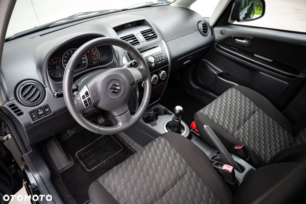 Suzuki SX4 1.6 GLX / Comfort - 8