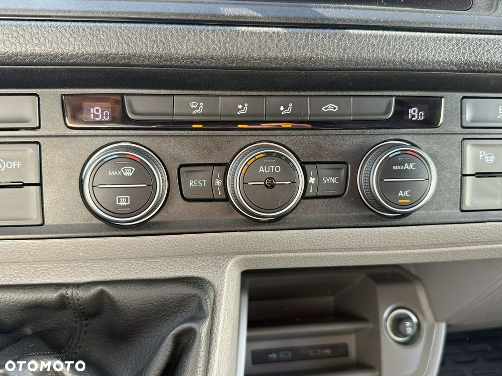 Volkswagen CRAFTER 177KM/ Średni/Navi/Klima/Kamera/Asystenci jazdy full/1378kg ładowność - 21