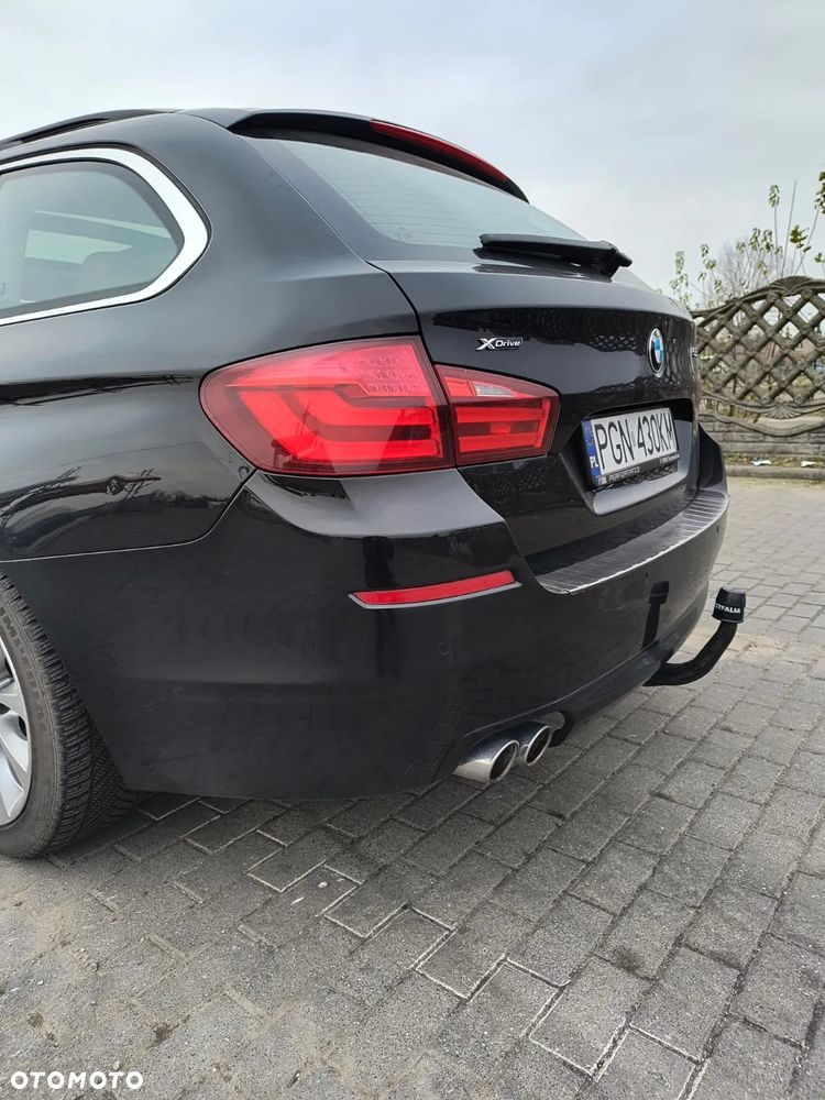 BMW Seria 5 525d xDrive - 6