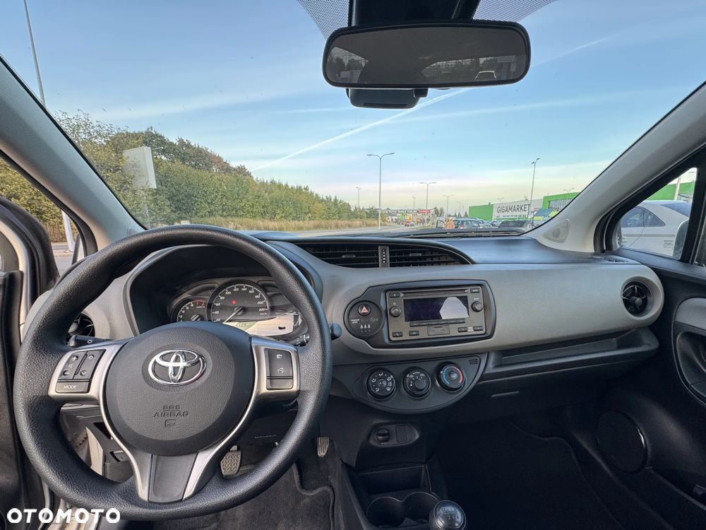 Toyota Yaris - 6