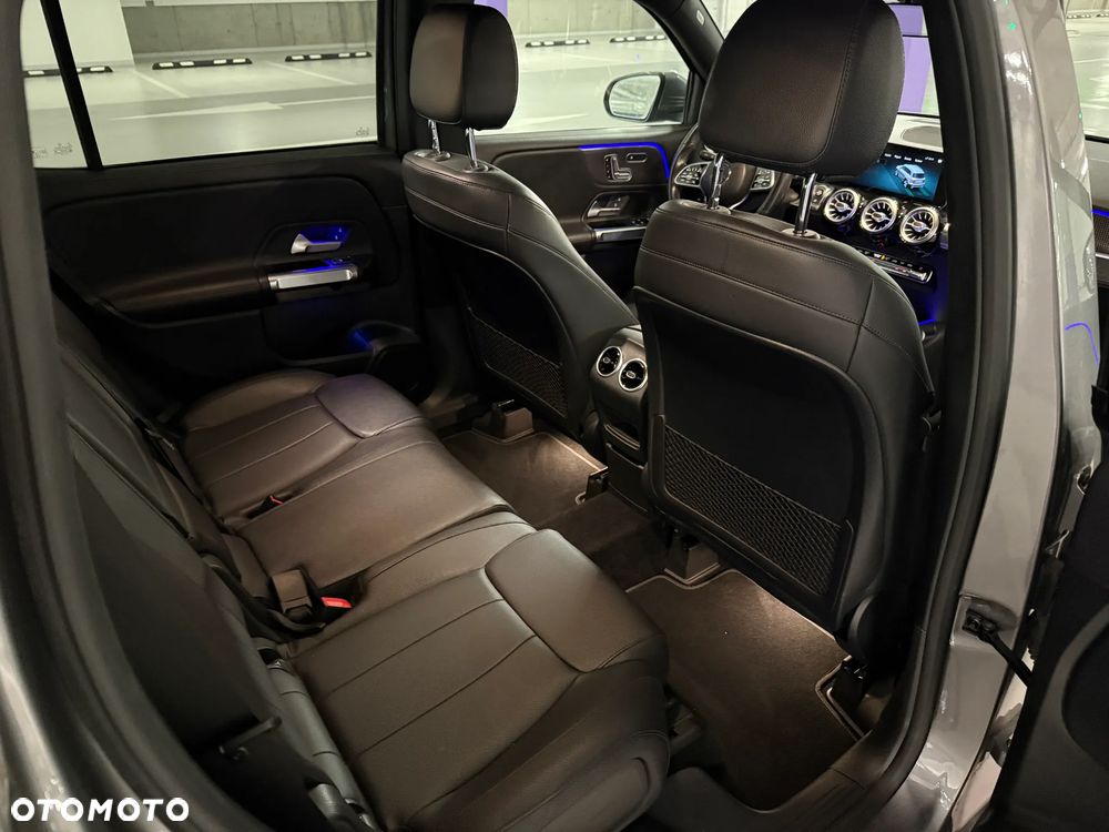 Mercedes-Benz GLB 250 4Matic 8G-DCT - 17