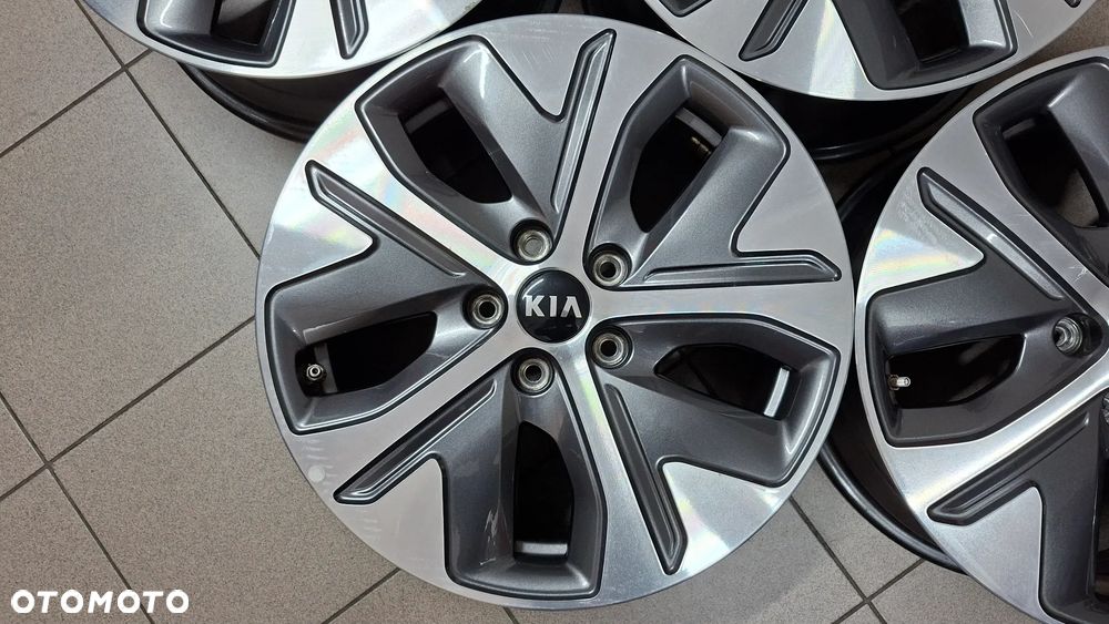 Felgi Aluminiowe 17 Kia Niro EV 5x114.3 ET 50 - 2